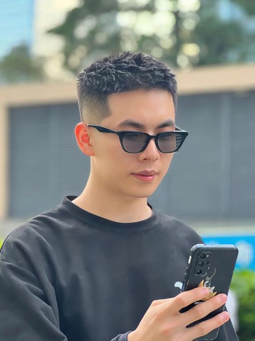 胖脸适合的男士短发_显脸小又帅 胖脸适合的男士短发_显脸小又帅