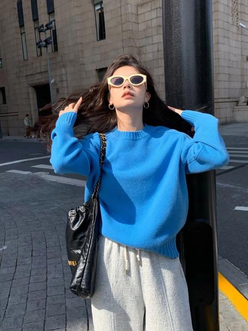 黄黑皮适合穿浅蓝色吗_浅蓝显白提气色,百搭又耐看 黄黑皮适合穿浅蓝色吗_浅蓝显白提气色,百搭又耐看