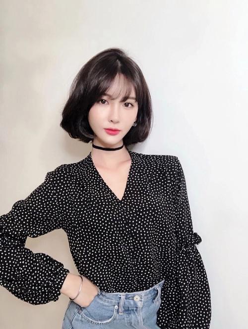 典雅感短发内扣波波头_时尚减龄,修饰脸型 典雅感短发内扣波波头_时尚减龄,修饰脸型