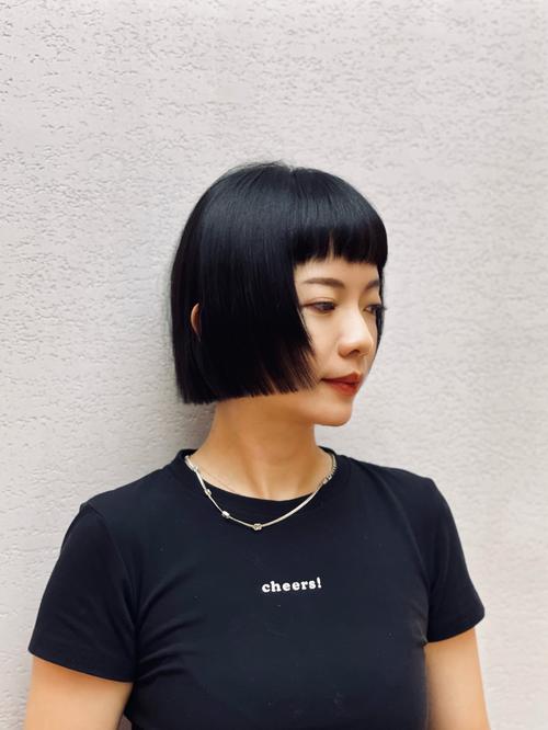 眉上刘海适合什么脸型_时尚眉上刘海,减龄又显气质! 眉上刘海适合什么脸型_时尚眉上刘海,减龄又显气质!