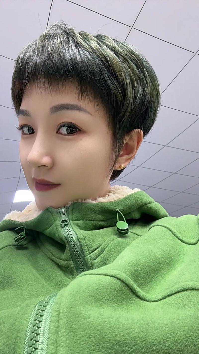 理完头发过几天才好看_新发型别灰心，几天后更自然