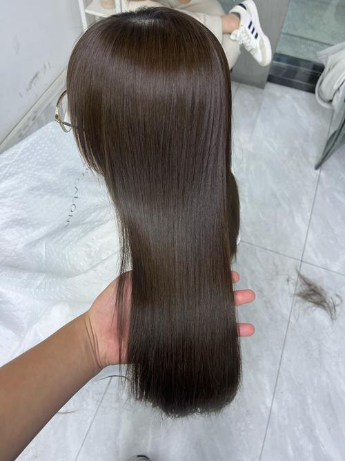 刚出月子染头发后悔了_产后身体弱,染烫需缓行,待恢复至少半年 刚出月子染头发后悔了_产后身体弱,染烫需缓行,待恢复至少半年