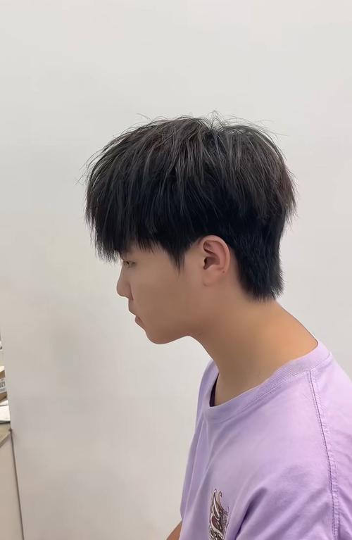 锅盖头可以改成什么发型_锅盖头新潮变身，简单变时尚！