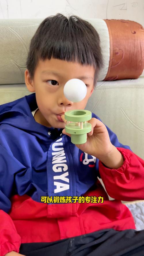 用吸管吹水练肺活量吗_吹吸管练呼吸,慢阻肺好帮手 用吸管吹水练肺活量吗_吹吸管练呼吸,慢阻肺好帮手