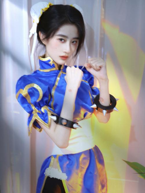 春丽的发型叫什么_街头霸王标志性双丸子头，霸气又软萌！