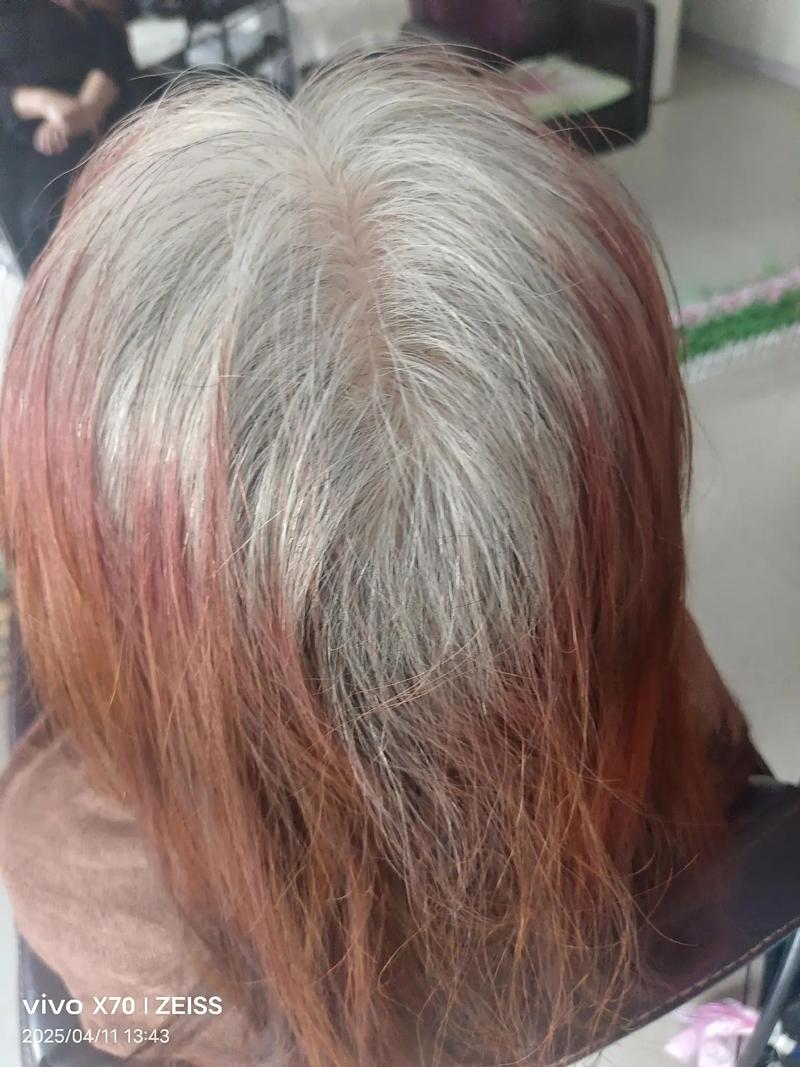 头晕跟染头发有关系吗_染发头晕？原因多需注意！