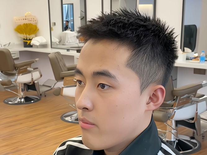 能完美驾驭所有常规发型的帅哥_帅哥发型超重要！选对能加分，自信魅力都提升