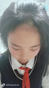 生气把自己头发剪了_情绪宣泄与自我重塑