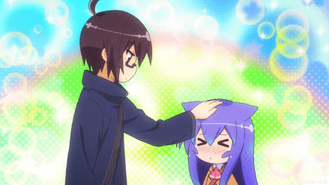 摸你头发的人是真的喜欢你吗_男生摸女生头有好意？