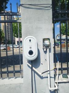 家充桩慢充枪头发热严重_慢充桩发热正常吗？如何安全充电？