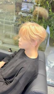 深金色头发_低调高级显气质，时尚百搭探索美