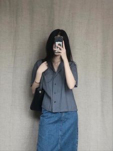 偏灰蓝色衬衫配什么颜色裤子_白裤清爽，深色稳正式，牛仔随性，卡其个性