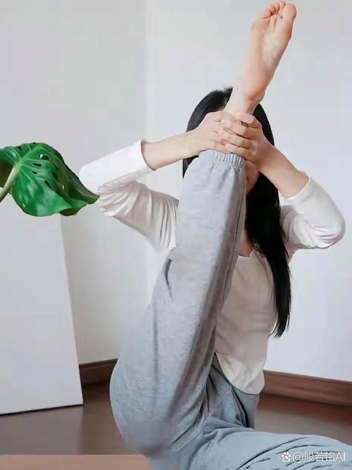 泡完脚后能马上练瑜伽吗_泡脚后多久能练瑜伽?看时长水温! 泡完脚后能马上练瑜伽吗_泡脚后多久能练瑜伽?看时长水温!