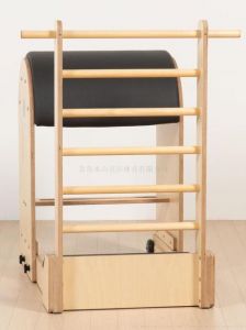 横着的梯子的健身器材_公园热门云梯，奥康达尺寸达标更安全！